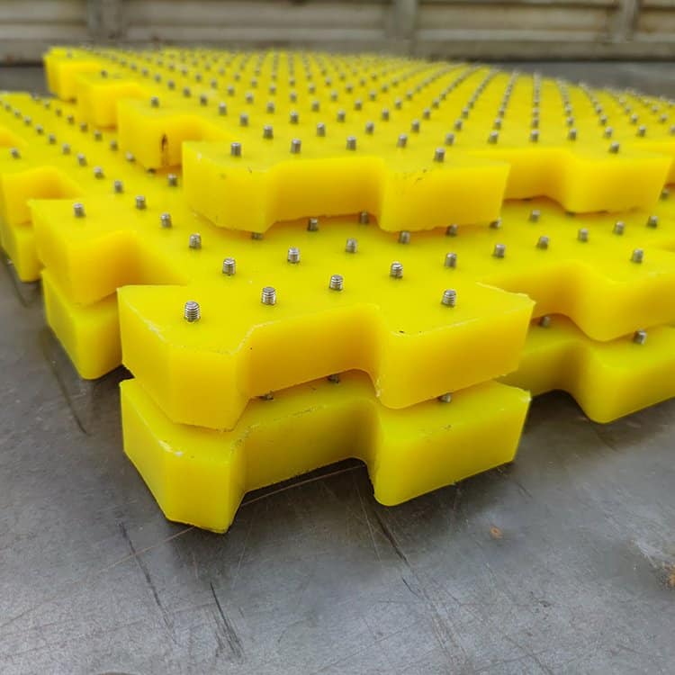 Suconvey Rubber | Anti-slip polyurethane mat for drilling platform