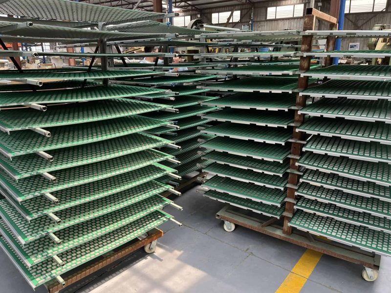 Derrick Oil Vibrating Screen