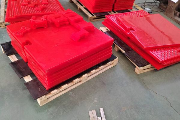This is the Suconvey factory, where they're producing Red Drilling Floor Safety Mattings.