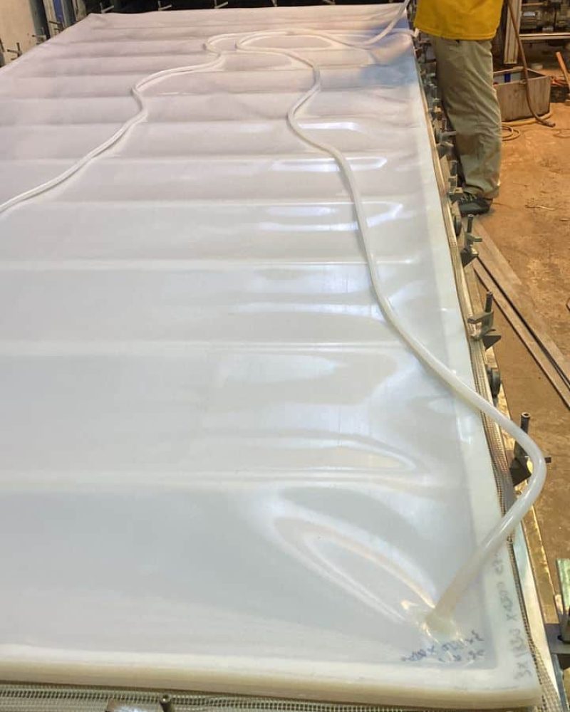 High temperature resistant silicone vacuum bag for glass lamination